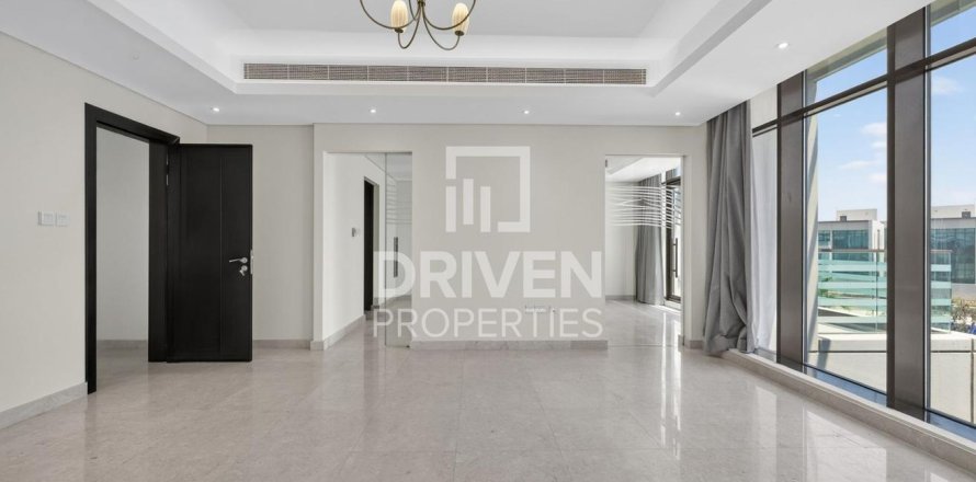 Villa i Meydan, Dubai, Emiratene 6 soverom, 512.55 kvm nr. 761983