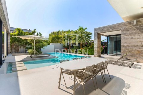 Jumeirah, Dubai, संयुक्त अरब अमीरात में विला, 5 बेडरूम, 940.55 वर्ग मीटर, संख्या 761982 - फ़ोटो 8