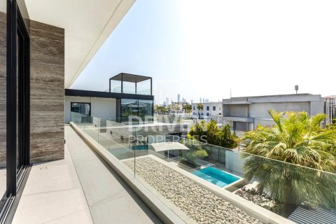 Jumeirah, Dubai, संयुक्त अरब अमीरात में विला, 5 बेडरूम, 940.55 वर्ग मीटर, संख्या 761982 - फ़ोटो 9