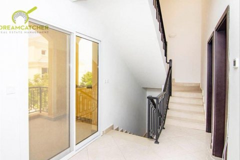 تاون هاوس للبيع في Al Hamra Village، رأس الخيمة، الإمارات العربية المتحدة 4 غرفة نوم ، 371.6 متر مربع ، رقم 512562 - صورة 10