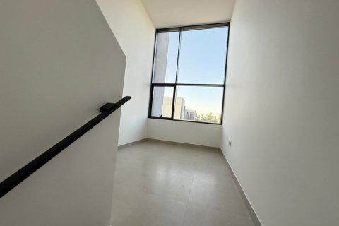 Casa urbana para arrendamento em Tilal City, Sharjah, EAU 3 quartos, 212 m2 № 750518 - foto 20