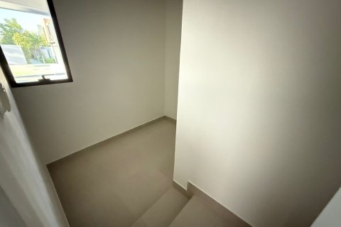 Casa urbana para arrendamento em Tilal City, Sharjah, EAU 3 quartos, 212 m2 № 750518 - foto 14