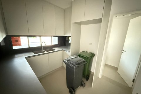 Casa urbana para arrendamento em Tilal City, Sharjah, EAU 3 quartos, 212 m2 № 750518 - foto 2