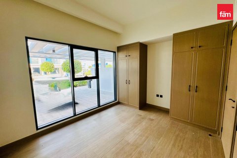 Kuća u nizu u Dubai, UAE 4 spavaćih soba, 144 m2 Br. 751947 - fotografija 9