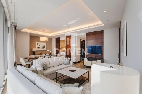 Wohnung zum Verkauf in Downtown Dubai (Downtown Burj Dubai), Dubai, VAE 4 Schlafzimmer, 235.7 m2 Nr. 761615 - Foto 3