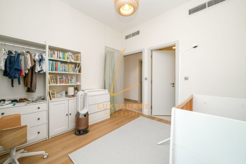 Villa in Motor City, Dubai, UAE 3 bedrooms, 240 sq.m. № 765851 - photo 11
