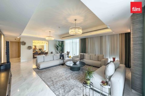 דירה ב Downtown Dubai (Downtown Burj Dubai), Dubai, איחוד האמירויות 4 חדרי שינה, 306.3 מ