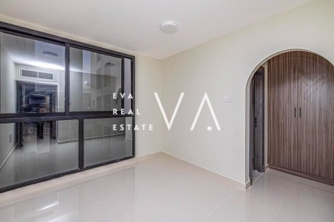 Radový dom v Mirdif, Dubai, SAE 4 spálne, 278.7 m2 č. 637661 - Fotografia 17