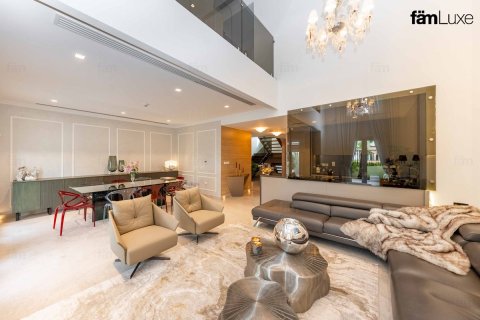 Vila di Dubai, UAE 3 bilik tidur, 356.4 meter persegi № 652428 - foto 1