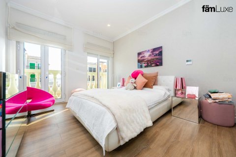 Vila di Dubai, UAE 3 bilik tidur, 356.4 meter persegi № 652428 - foto 10