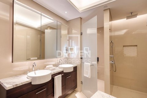 Apartment til leje i Downtown Dubai (Downtown Burj Dubai), Dubai, UAE 2 soveværelser, 143.35 kvm № 756943 - foto 14