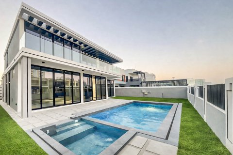 Villa in Al Furjan, Dubai, VAE 5 slaapkamers, 600 vr.m. nr 750661