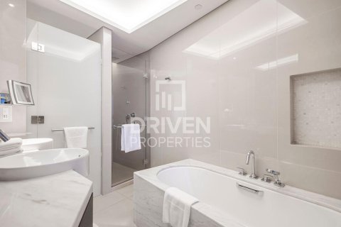 Apartamento en alquiler en Downtown Dubai (Downtown Burj Dubai), Dubai, EAU 2 dormitorios, 143.26 m2 № 756870 - foto 15