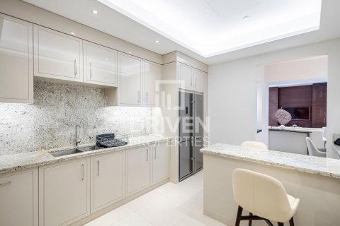 Apartamento en alquiler en Downtown Dubai (Downtown Burj Dubai), Dubai, EAU 2 dormitorios, 143.26 m2 № 756870 - foto 9