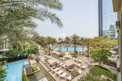 Apartment i Culture Village, Dubai, UAE 3 soveværelser, 353 kvm № 663561