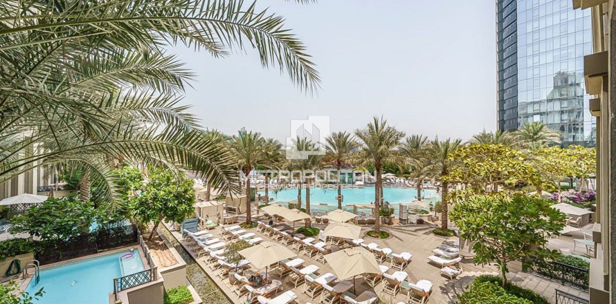 Lägenhet i Culture Village, Dubai, UAE 3 sovrum, 353 kvm Nr. 663561