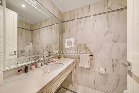 Lägenhet till försäljning i Culture Village, Dubai, UAE 3 sovrum, 353 kvm Nr. 663561 - fotografi 26