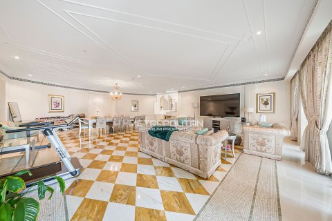 Wohnung in Culture Village, Dubai, VAE: 3 Schlafzimmer, 353 m2 Nr. 663559