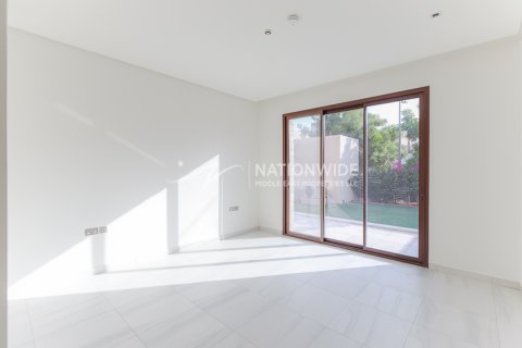 Villa itt: Abu Dhabi, EAE, 5 hálószoba, 1188 m², azonosító: 678599 - fénykép 8
