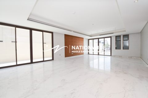Villa itt: Abu Dhabi, EAE, 5 hálószoba, 1188 m², azonosító: 678599 - fénykép 2