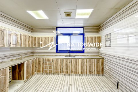 Vila u gradu Abu Dhabi, UAE 5 spavaće sobe, 1058 m2 Br. 678597 - Slika 5