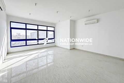 Vila u gradu Abu Dhabi, UAE 5 spavaće sobe, 1058 m2 Br. 678597 - Slika 3