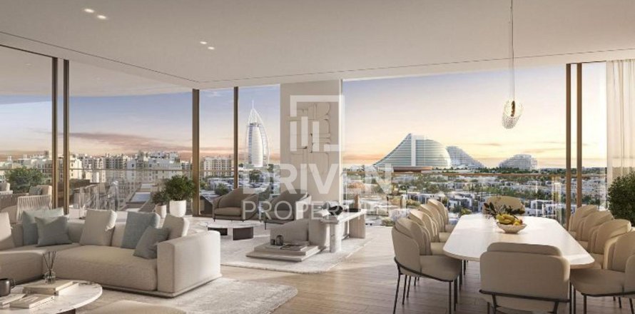 Byt v Umm Suqeim, Dubai, SAE 3 ložnice, 179.02 m² Č.: 744175