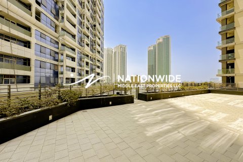 Apartamento en Abu Dhabi, EAU 3 dormitorios, 250 m² № 633438