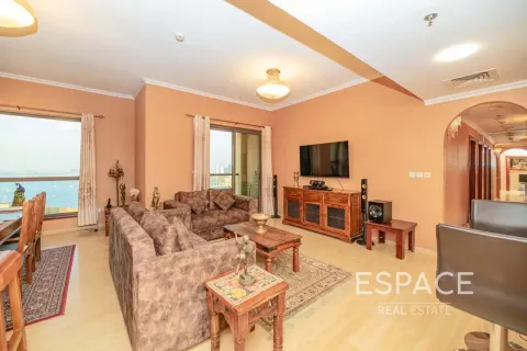 דירה להשכרה ב Jumeirah Beach Residence, Dubai, איחוד האמירויות  2 חדרי שינה, 123 מ"ר, מספר 738412 - תמונה 2