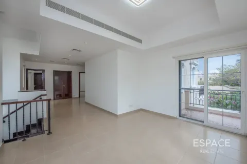 וילה להשכרה ב Arabian Ranches, Dubai, איחוד האמירויות  4 חדרי שינה, 361 מ"ר, מספר 738410 - תמונה 9