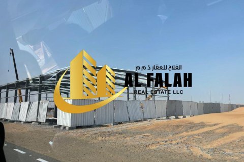 زمین در Sharjah ، امارات متحده عربی 1790 متر مربع.  شماره 650809