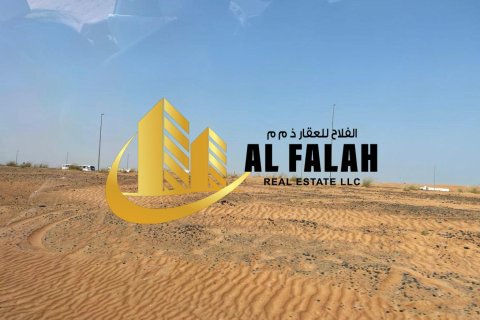 Terra para venda em Sharjah, EAU 1790 m2 № 650808 - foto 2