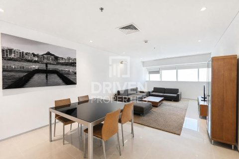 Leilighet til leie i Sheikh Zayed Road, Dubai, Emiratene 2 soverom, 119.01 kvm Nr. 745500 - Foto 3