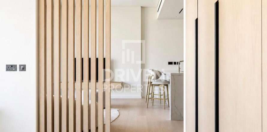 Al Jaddaf、Dubai、UAEにあるマンション 1部屋、74.69 m2 No761594
