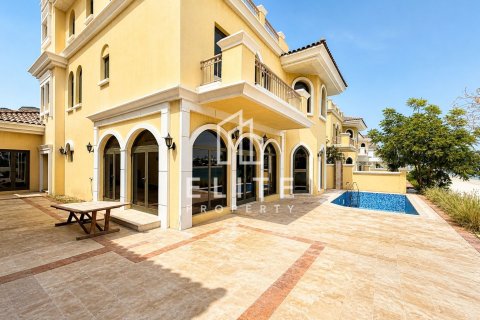 Villa i Palm Jumeirah, Dubai, Emiratene 1 rom, 665 kvm nr. 736334