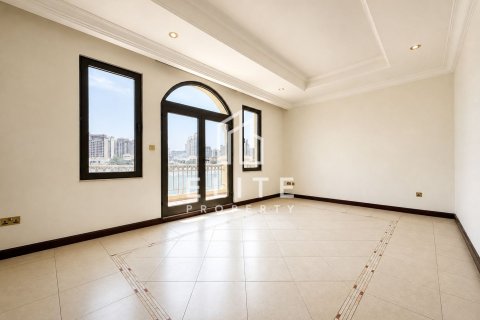 Palm Jumeirah, Dubai, संयुक्त अरब अमीरात में विला, 1 कमरा, 665 वर्ग मीटर, संख्या 736334 - फ़ोटो 6