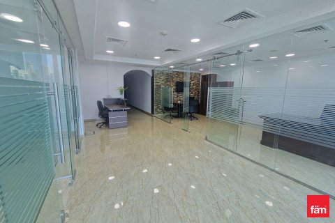 Dubai, BAE’de kiralık ofis 96.1 m&sup2; No 706022 - fotoğraf 9
