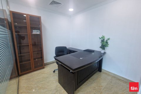 Dubai, BAE’de kiralık ofis 96.1 m&sup2; No 706022 - fotoğraf 3