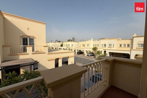 וילה להשכרה ב Dubai, איחוד האמירויות  2 חדרי שינה, 255.2 מ"ר, מספר 758355 - תמונה 2