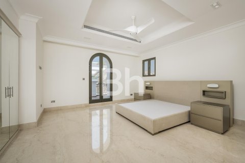 Vilë në Palm Jumeirah, Dubai, Emiratet e Bashkuara Arabe 5 dhoma gjumi, 622.63 m2. № 750940