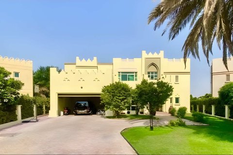 Villa i Jumeirah Islands, Dubai, Emiratene 4 soverom, 490.99 kvm nr. 750938