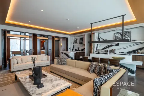 Duplex di Business Bay, Dubai, UEA 4 kamar tidur, 735 m2 nomor 737763 - foto 3