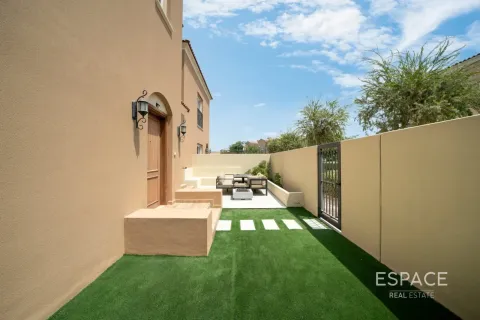 Villa sa Dubai Land, UAE 2 silid-tulugan, 172 sq.m. № 737759 - larawan 19