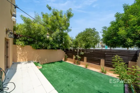 Müüa ridamaja asukohaga Al Furjan, Dubai, AÜE: 3 magamistoaga, 262 m² Nr 737764 - pilt 17