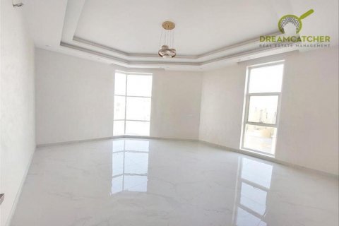 Vila di Al Yasmeen, Ajman, UEA 5 kamar tidur, 278.7 m2 nomor 512501 - foto 5