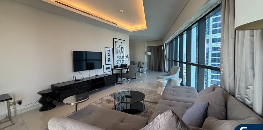Apartment in Business Bay, Dubai, UAE 2 bedrooms, 130 sq.m. № 698149