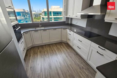 Apartment til salg i Dubai, UAE 2 soveværelser, 206.1 kvm № 758535 - foto 9