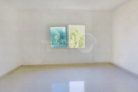 Vila u Al Reef, Abu Dhabi, UAE 2 spavaćih soba, 170.2 m2 Br. 731418 - fotografija 8
