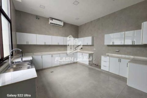 Villa in vendita a Khuzam, Ras Al Khaimah, EAU 4 camere da letto, 636 mq. № 734618 - foto 12