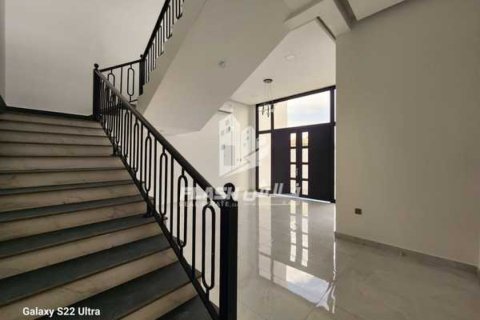 Villa in vendita a Khuzam, Ras Al Khaimah, EAU 4 camere da letto, 636 mq. № 734618 - foto 7